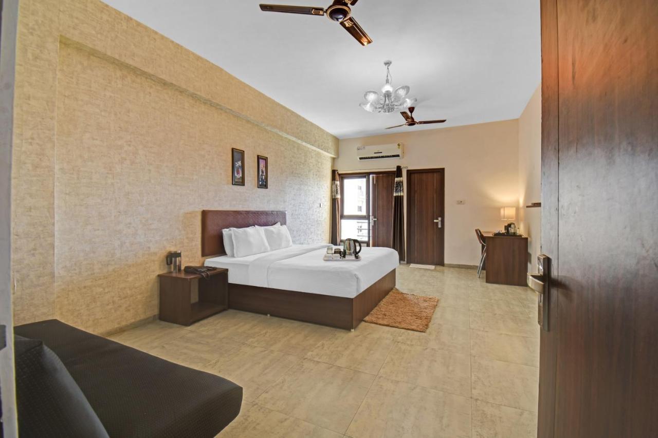 Townhouse Classio Suites Ширди Экстерьер фото