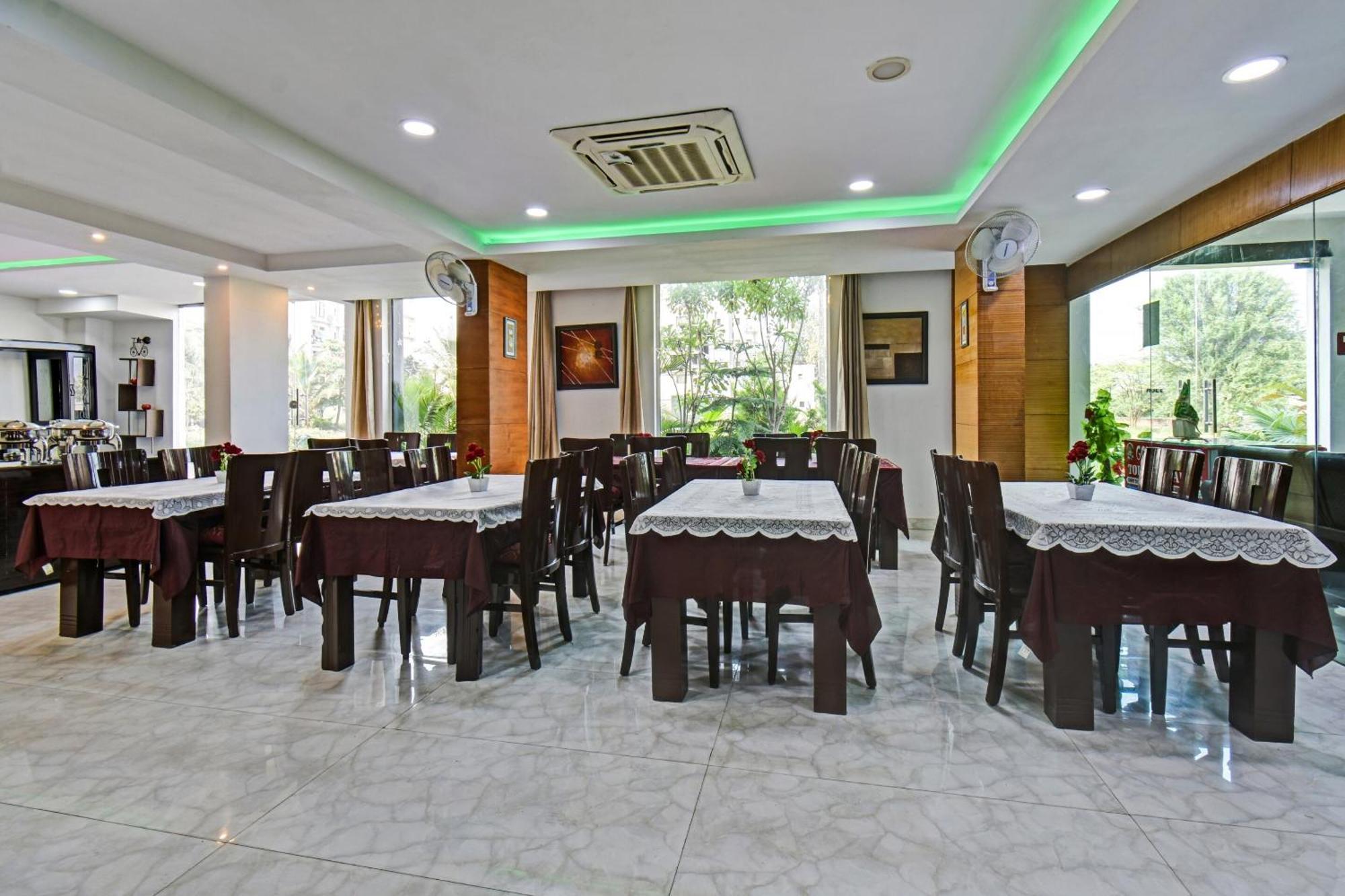 Townhouse Classio Suites Ширди Экстерьер фото